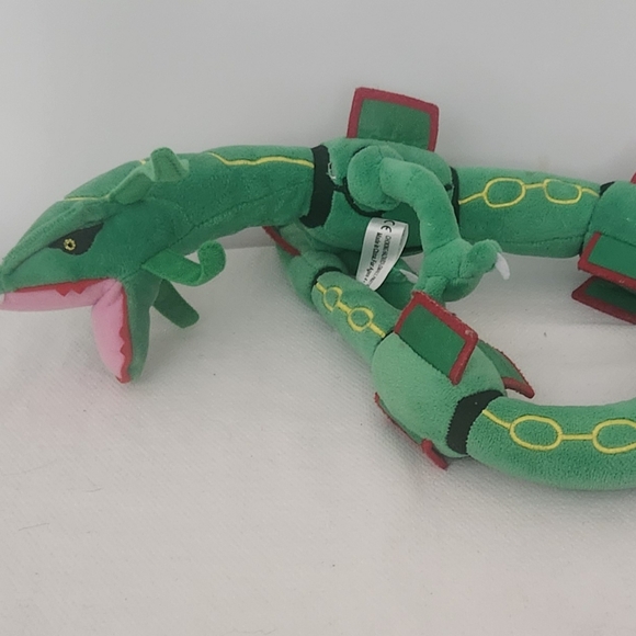 Shiny Rayquaza Sitting Cuties Plush - 7 ¾ In. | Pokémon Center